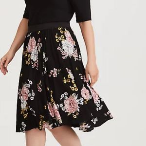NWT Torrid Midi Challis Skirt